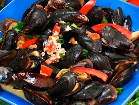 mussels crab scallops sake cl - Version 2